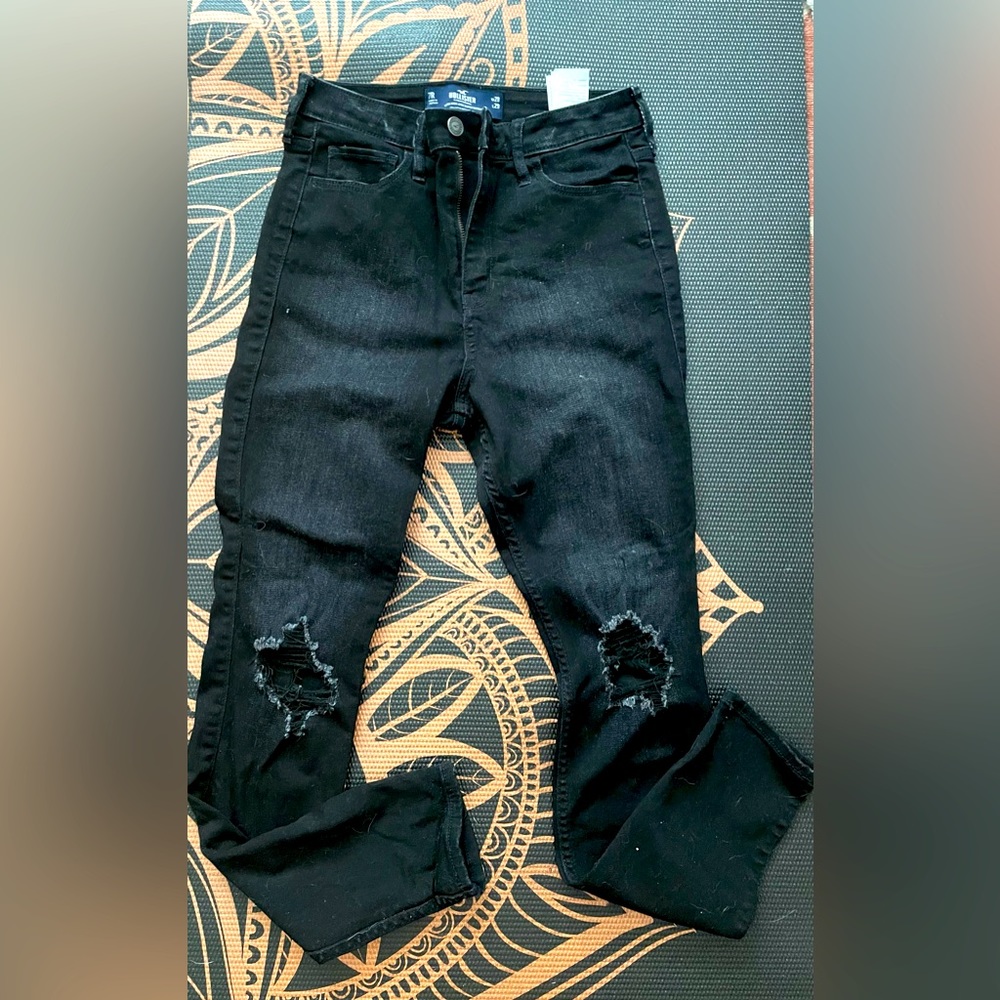 EUC Hollister Ultra High Rise Super Skinny Jeans